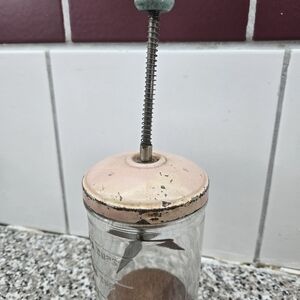 Vintage Hazel Atlas Kitchen Vintage Food Chopper Pink/turquoise